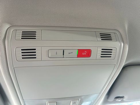 New 2026 Volkswagen Taos S image 30