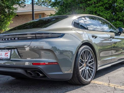 Used 2025 Porsche Panamera 4 AWD/4WD image 29