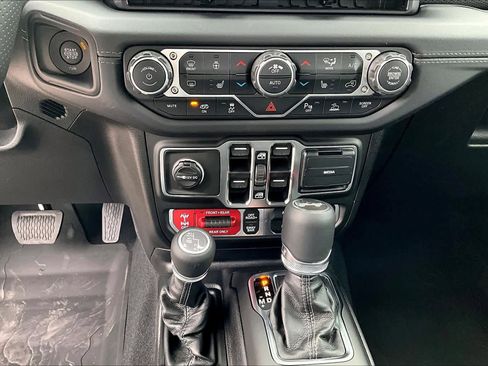 New 2026 Jeep Wrangler Unlimited Rubicon 392 image 19