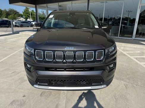 Used 2022 Jeep Compass Limited AWD/4WD image 2