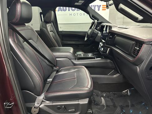 Used 2023 Ford Expedition Max Limited AWD/4WD image 19