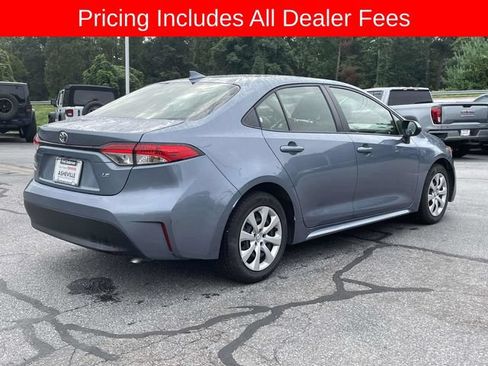 Used 2023 Toyota Corolla LE FWD image 5
