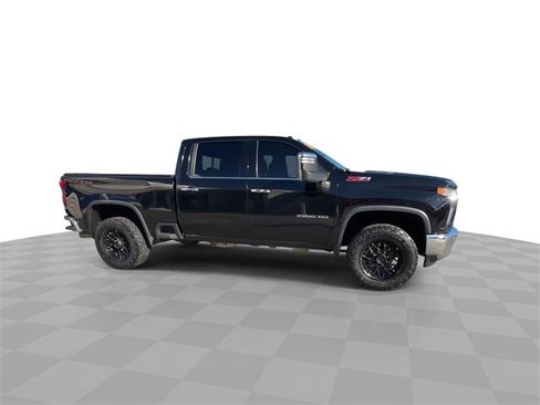 Used 2020 Chevrolet Silverado 3500 LTZ w/ LTZ Premium Package image 9