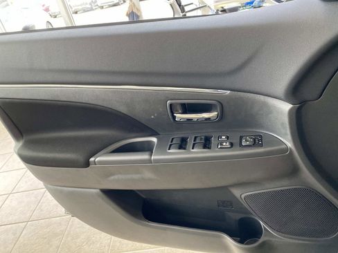 New 2025 Mitsubishi Outlander Sport AWD image 17