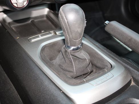 Used 2014 Chevrolet Camaro SS w/ SS Performance Package RWD image 77