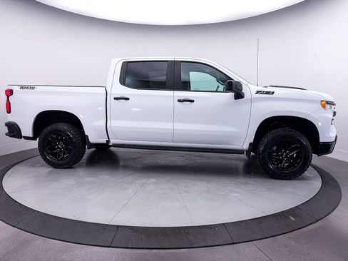 Used 2024 Chevrolet Silverado 1500 LT Trail Boss w/ Convenience Package II AWD/4WD image 43
