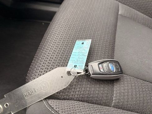 Used 2022 Subaru Outback Premium image 28