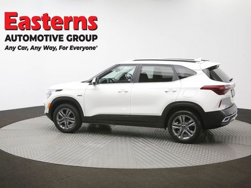 Used 2021 Kia Seltos S AWD/4WD image 60