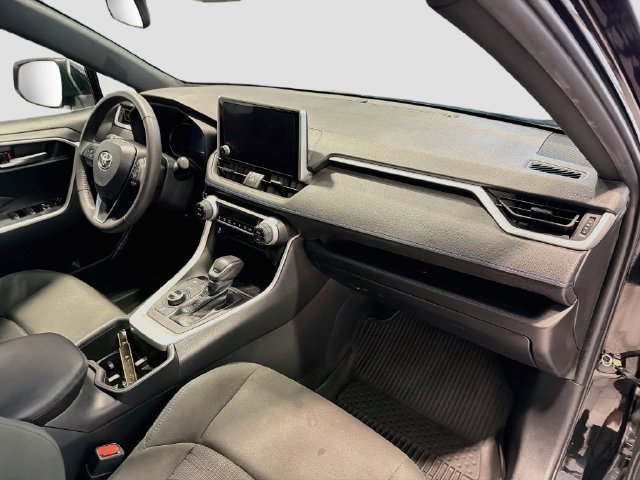 Used 2023 Toyota RAV4 SE AWD/4WD image 24
