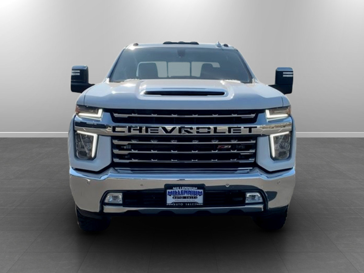 Used 2022 Chevrolet Silverado 2500 LTZ w/ LTZ Plus Package AWD/4WD image 2