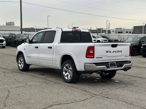 New 2026 RAM 1500 4x4 Crew Cab image 5