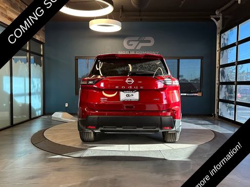 Used 2026 Nissan Rogue S AWD/4WD image 4