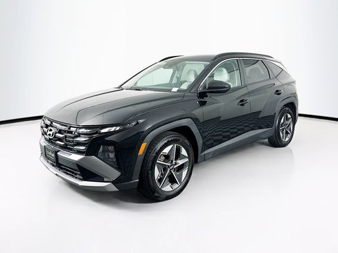 Used 2025 Hyundai Tucson SEL image 3