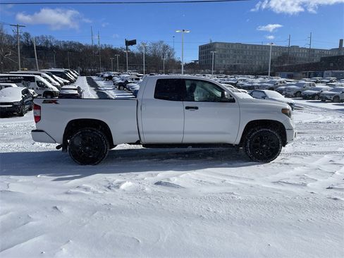Used 2021 Toyota Tundra SR5 image 7