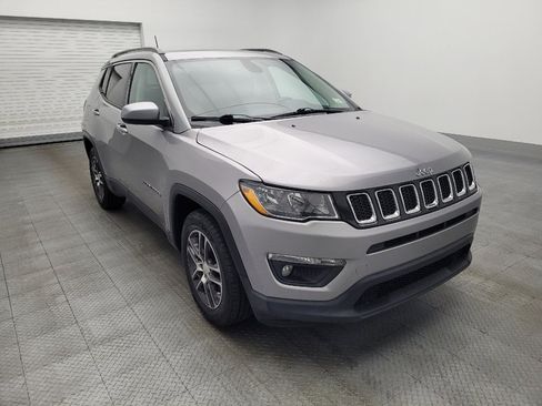 Used 2020 Jeep Compass Latitude image 13