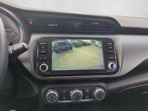Used 2024 Nissan Kicks SV FWD image 14