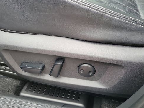 Certified 2023 Nissan Rogue Platinum w/ Platinum Premium Package image 17