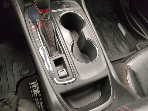 Used 2024 Chevrolet Equinox RS w/ RS Leather Package FWD image 26