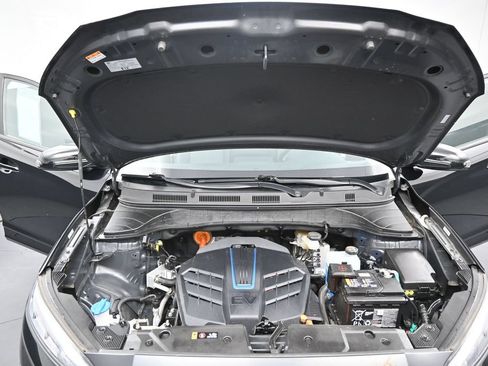 Used 2023 Hyundai Kona Limited FWD image 38