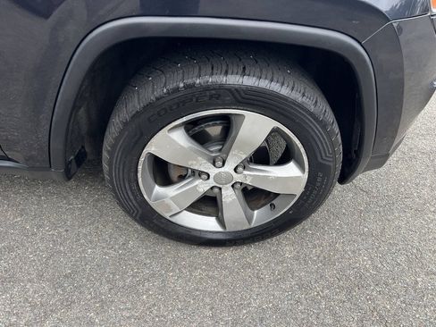 Used 2014 Jeep Grand Cherokee Limited AWD/4WD image 24
