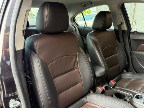Used 2015 Chevrolet Cruze LT FWD image 18
