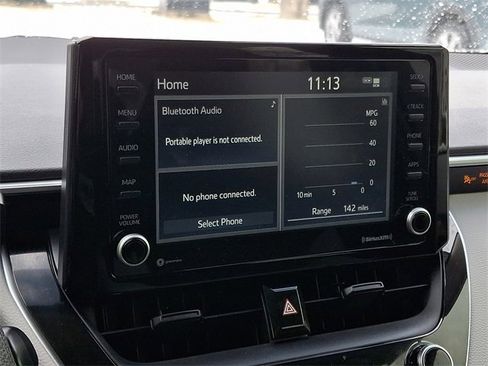 Used 2022 Toyota Corolla LE image 16