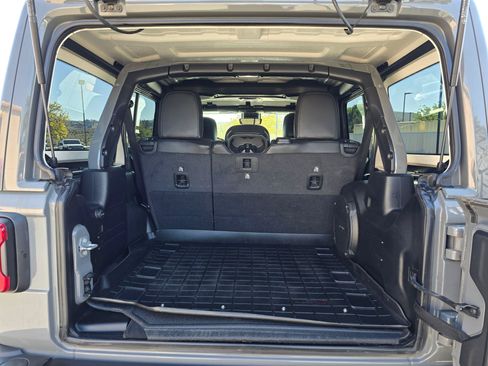 Used 2023 Jeep Wrangler Unlimited Rubicon 392 w/ Xtreme Recon 35" Tire Package AWD/4WD image 30