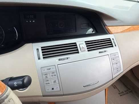 Used 2006 Toyota Avalon Limited FWD image 17