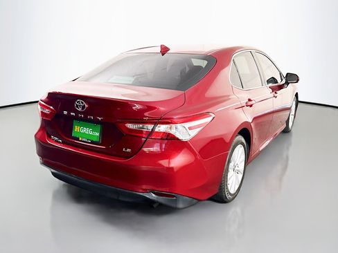 Used 2020 Toyota Camry LE FWD image 10