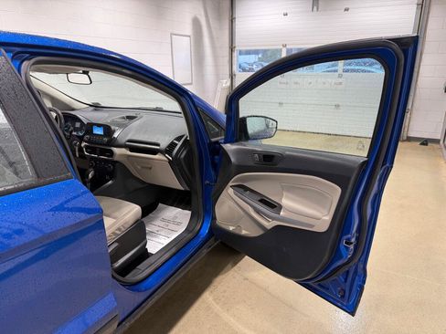 Used 2020 Ford EcoSport S AWD/4WD image 10