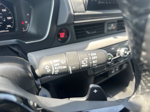 Certified 2024 Honda Pilot Elite image 35