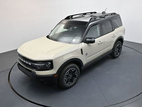 New 2025 Ford Bronco Sport Outer Banks AWD/4WD image 19
