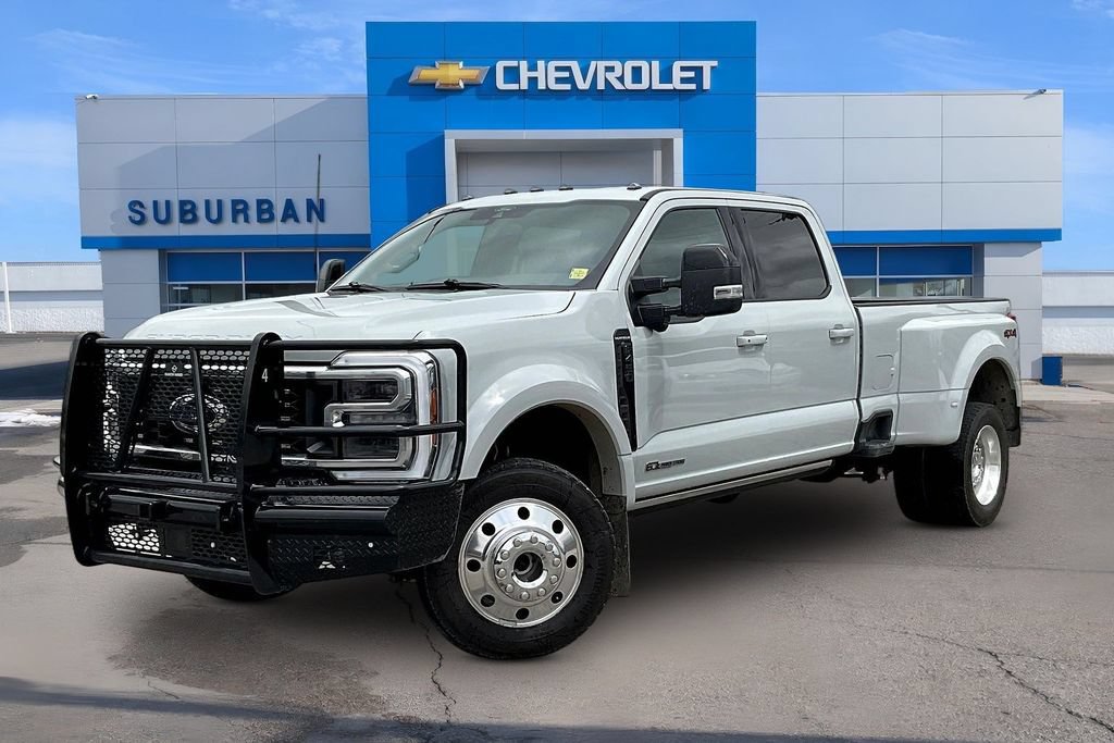 Used 2025 Ford F450 Platinum AWD/4WD image 1