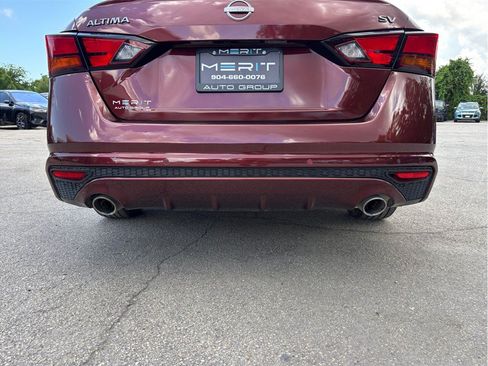 Used 2024 Nissan Altima 2.5 SV w/ SV Premium Package FWD image 16