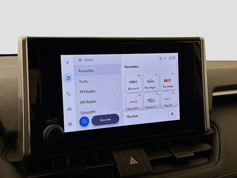 Used 2024 Toyota RAV4 LE image 21