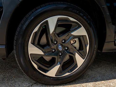 Certified 2024 Subaru Crosstrek 2.5i Limited w/ Crosstrek Mirror Package image 14