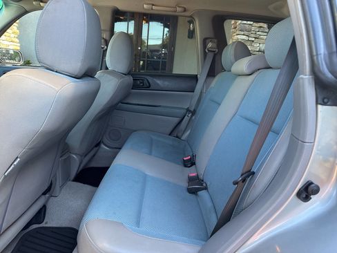 Used 2005 Subaru Forester 2.5X image 12