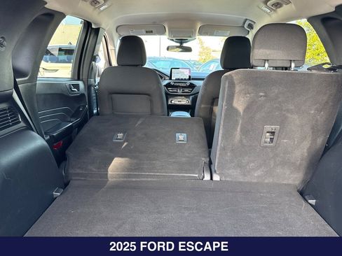 Used 2025 Ford Escape Active FWD image 16