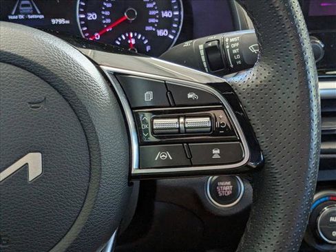 Used 2023 Kia Forte GT-Line w/ GT-Line Technology Package FWD image 5