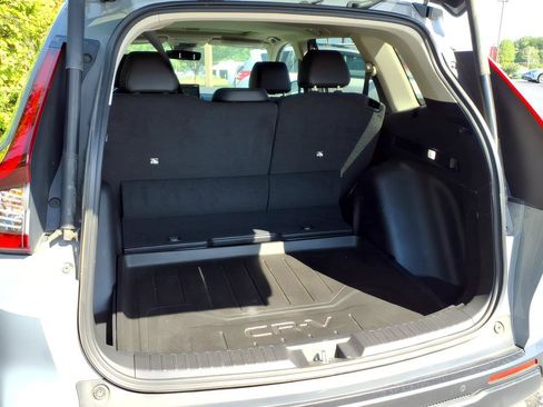Used 2024 Honda CR-V EX-L image 5