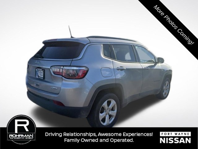 Used 2018 Jeep Compass Latitude w/ Popular Equipment Group AWD/4WD image 5