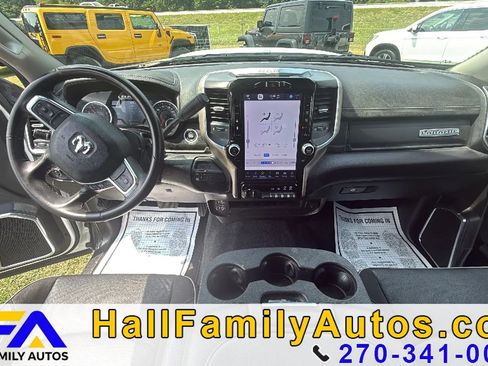 Used 2024 RAM 2500 Laramie AWD/4WD image 18