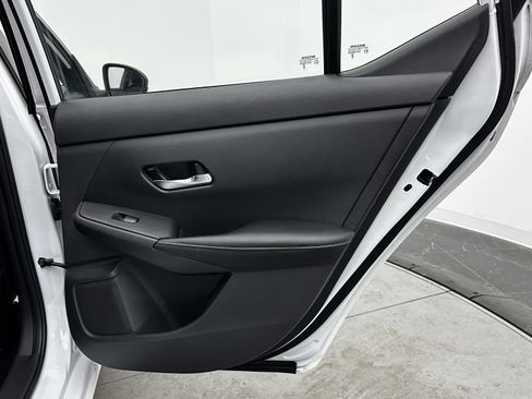 Used 2023 Nissan Sentra SV image 29