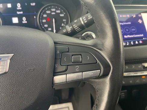 Used 2020 Cadillac XT4 Premium Luxury AWD/4WD image 38