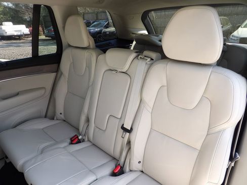 New 2026 Volvo XC90 T8 Ultra w/ Protection Package Premier AWD/4WD image 23