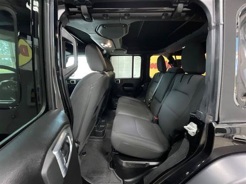 Used 2023 Jeep Wrangler Unlimited w/ Cold Weather Group AWD/4WD image 24