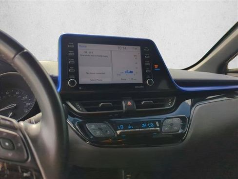 Used 2020 Toyota C-HR XLE FWD image 12