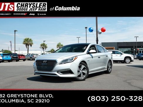 Used 2017 Hyundai Sonata Limited w/ Ultimate Package 02 FWD image 1