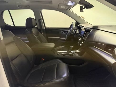 Used 2020 Chevrolet Traverse Premier w/ Redline Edition AWD/4WD image 31