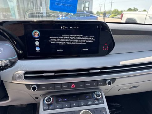 Used 2025 Hyundai Palisade SEL FWD image 10